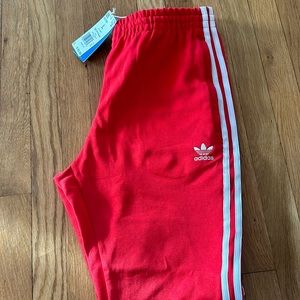 Adidas slim fit tapered leg red HF2134 SST TP P brand new NWT